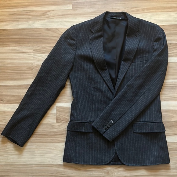 Club Monaco Pinstripe Blazer - Wool & Cashmere - Size 36 - Picture 1 of 3